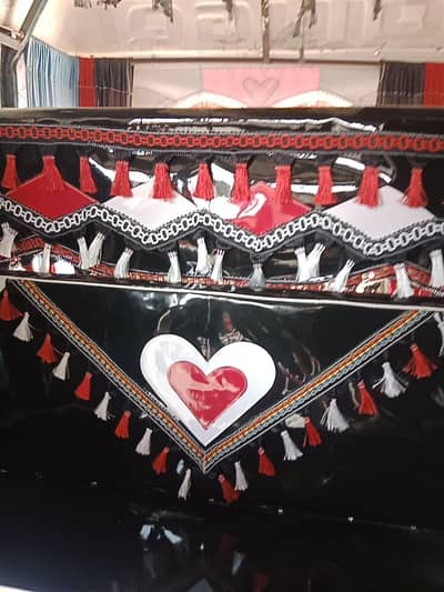 best 10/10 condition MN h  pushing bilkul new h Tyr girari bilkul new