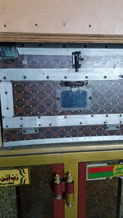 50 eggs incubator with 90% result