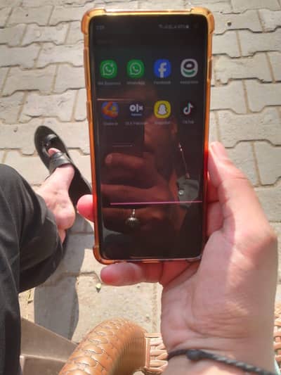 Samsung s10. . 8 128 gb hai