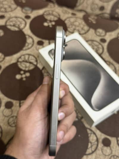 iphone 15 pro max 256gb HK model