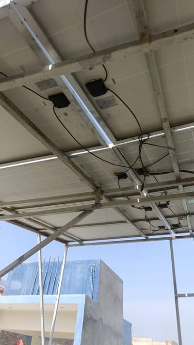 12 SOLAR PANELS WITH FRAME, INVEREX INVERETER, 2 PHOENIX BATTERIES.