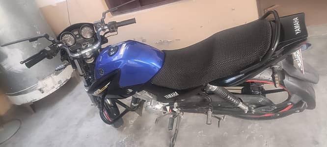 YAMAHA YBR 125 model 2021
