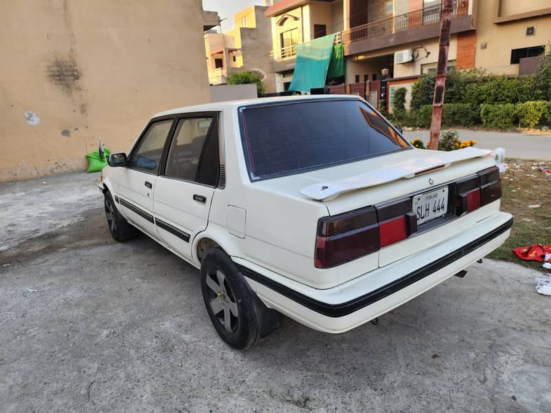 Corolla 86 5