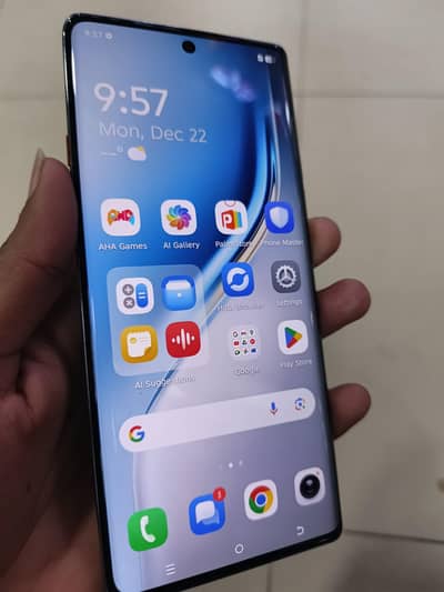 Tecno Camon 40 pro 8/256  (URGENT SALE)