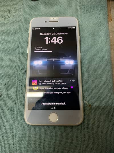 Iphone 8  10/10 no isue