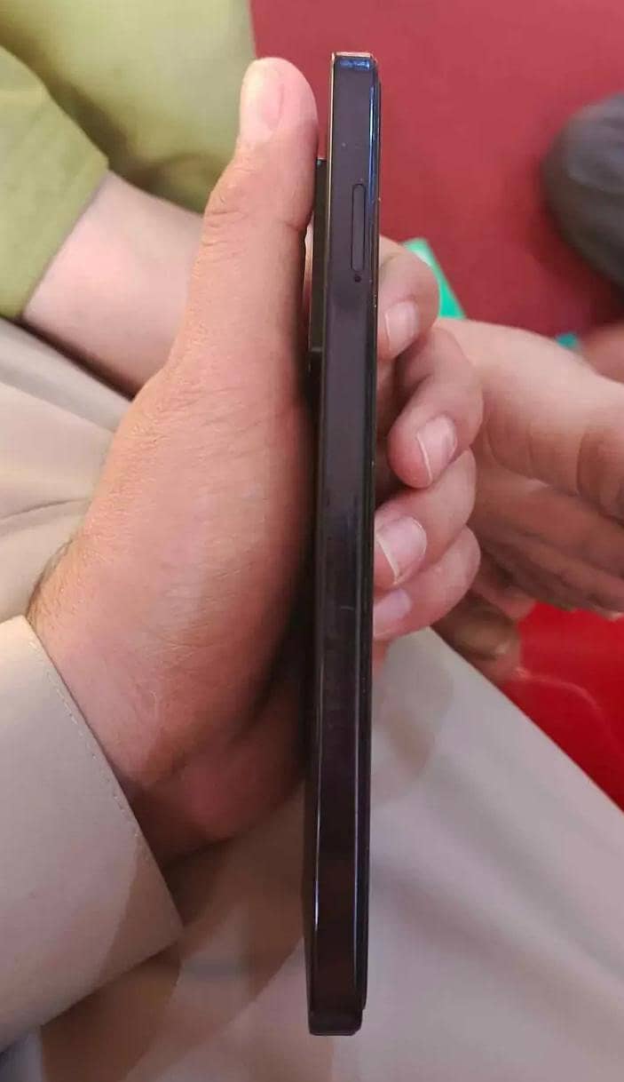 Infinix note 30 pro 3