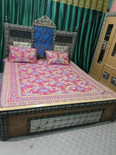 King size double Bed (wooden)