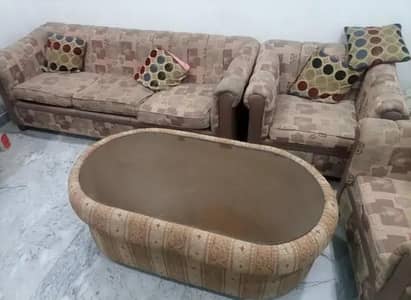 5-Seater Sofa Set with round table in good condition