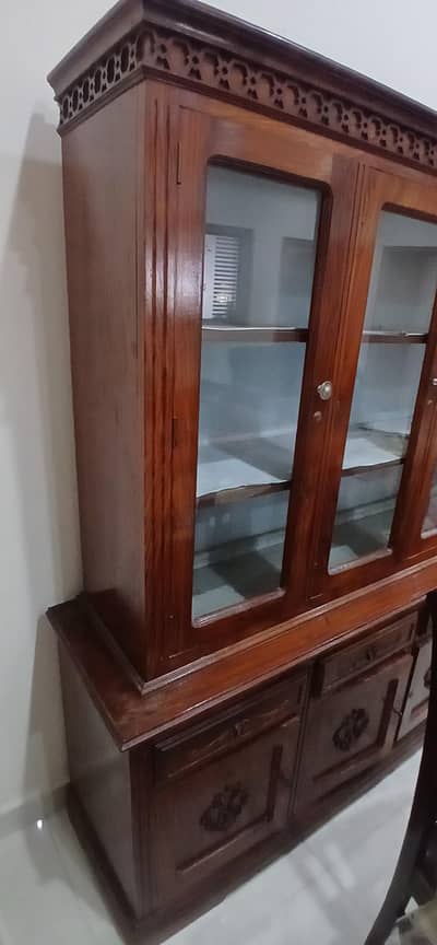 Solid shisham (tali) wood showcase for sale good condition