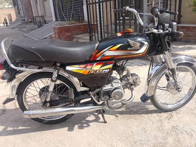 HONDA CD70