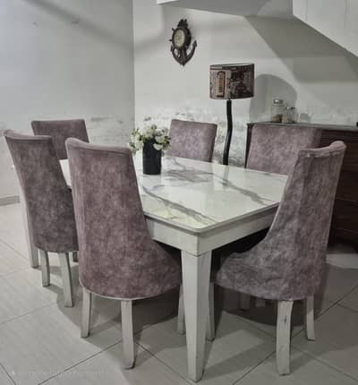 Dining Table / 6 Chair Dining Table