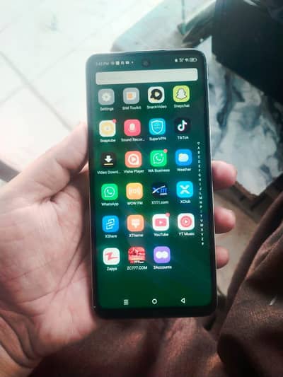 Infinix Smart 8 plus 4 128 just glass changed all ok