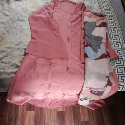 pink abaya