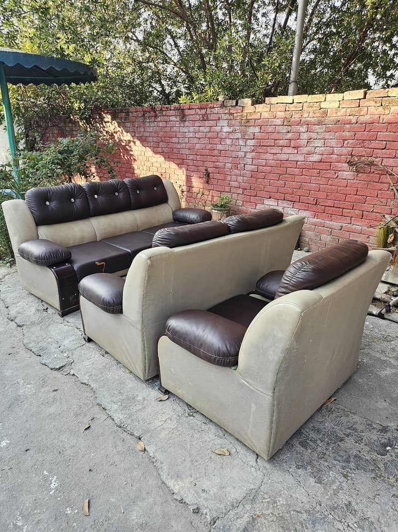 Sofa Set 0