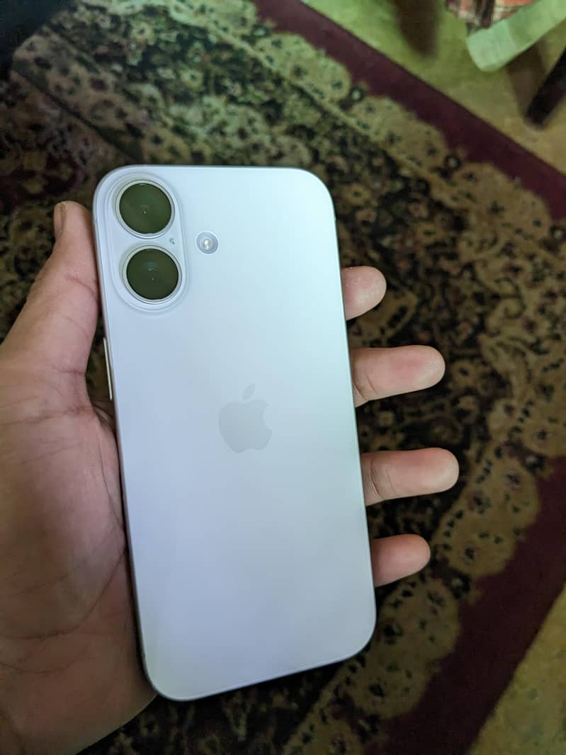 Apple iPhone 17 Open Box – Excellent Condition-like NEW 0