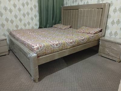 bed king size with side tables ,no mattress