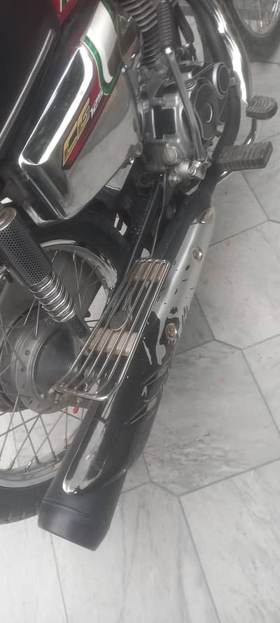 honda cg self editon model 2023 new condition bahot kam chala huwa he