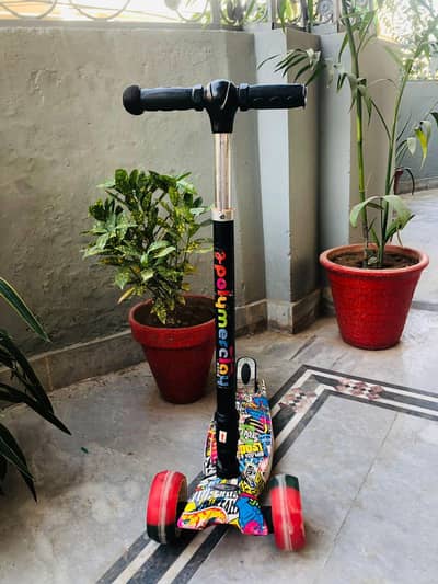 kids scooty in excellent condition
