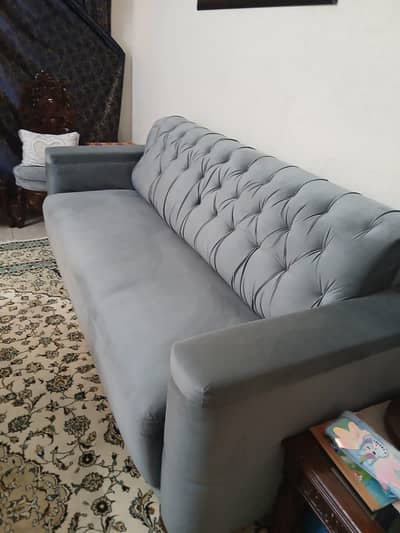 Sofa set newly covers & posish done