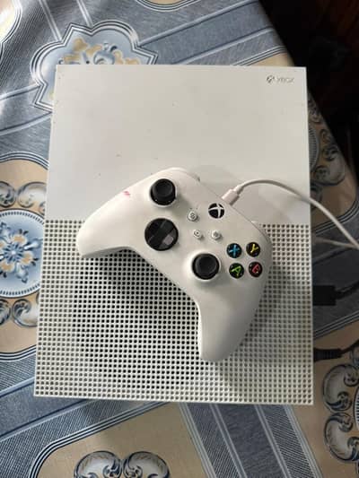 Xbox One S