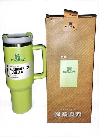 Stanley The Quencher Drinking, Tumbler, Mug | 40 OZ | 1.18L (Citron)