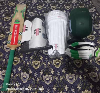 gray nicollas new cricket kit and kit bag good quality price only15000