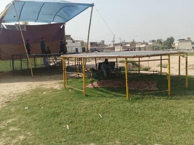 2 jumpex and one 12 horse riding