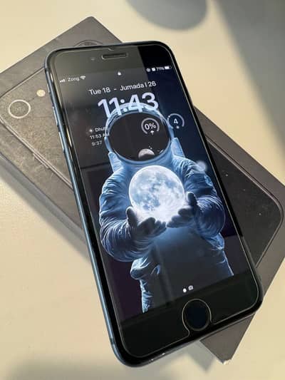 All original  I phone 8 Offical PTA with box