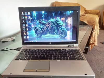 Elite Book 8570p {i5 3rd gen}