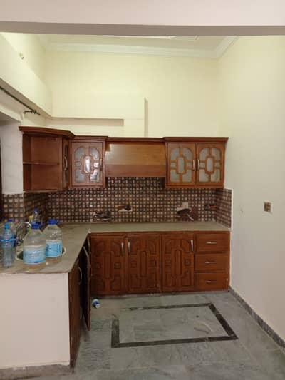 4A first floor availabile for rent