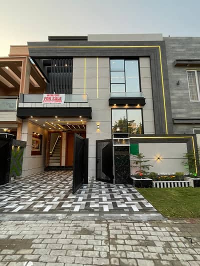 5 MARLA ULTRA LUXURY But LOWEST PRICE HOUSE FOR SALE IN BAHRIA TOWN LAHORE