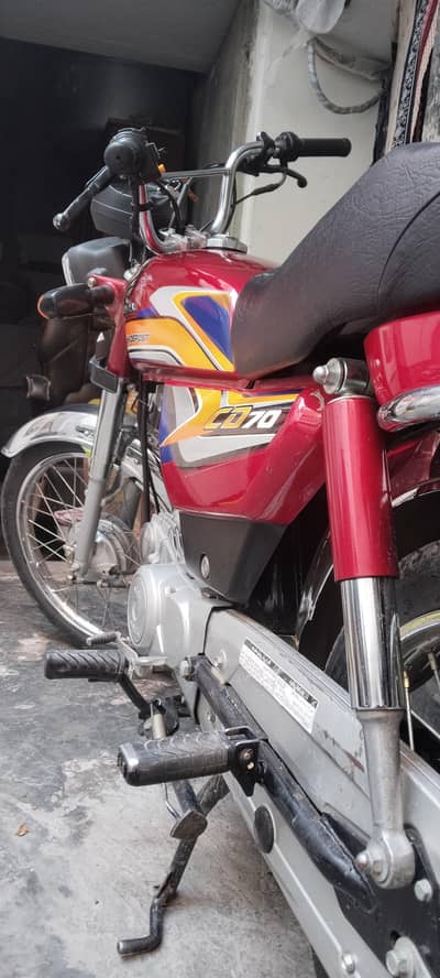 Each And Everything ok All Genuine