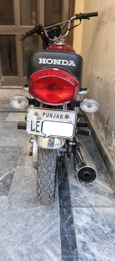 Honda CG125 2018 | Well Maintained | Clear Document - Genuine Parts