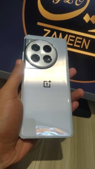 OnePlus 12 16+12/512