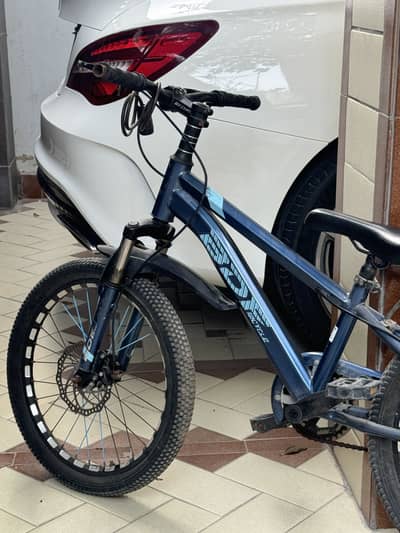 Sleek Modern BDF Bicycle