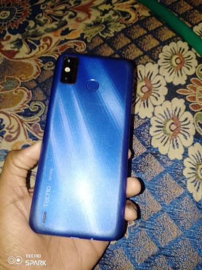 techno spark6 go (4/64) urgent for sale