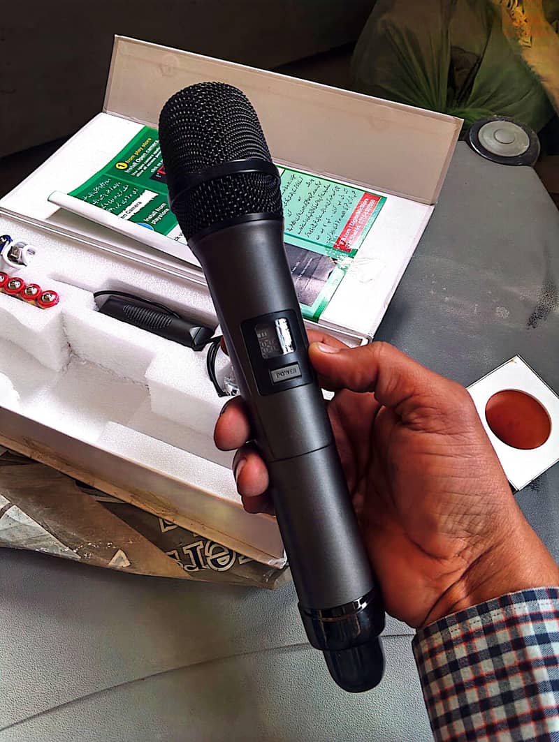 Wireless Mic 2