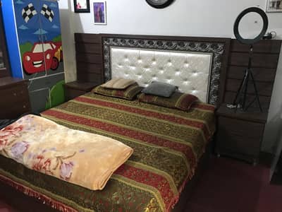 bedroom set with Chester  without mattress