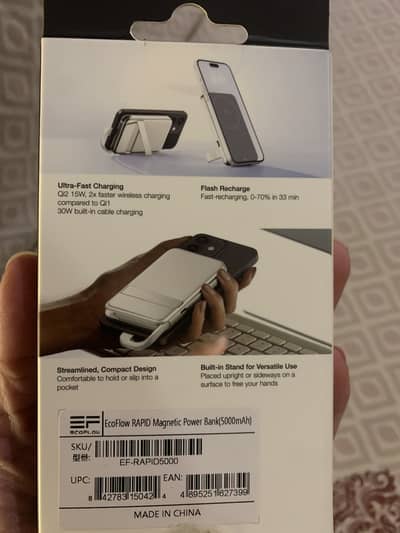 Magnetic wireless powerbank by ecopower