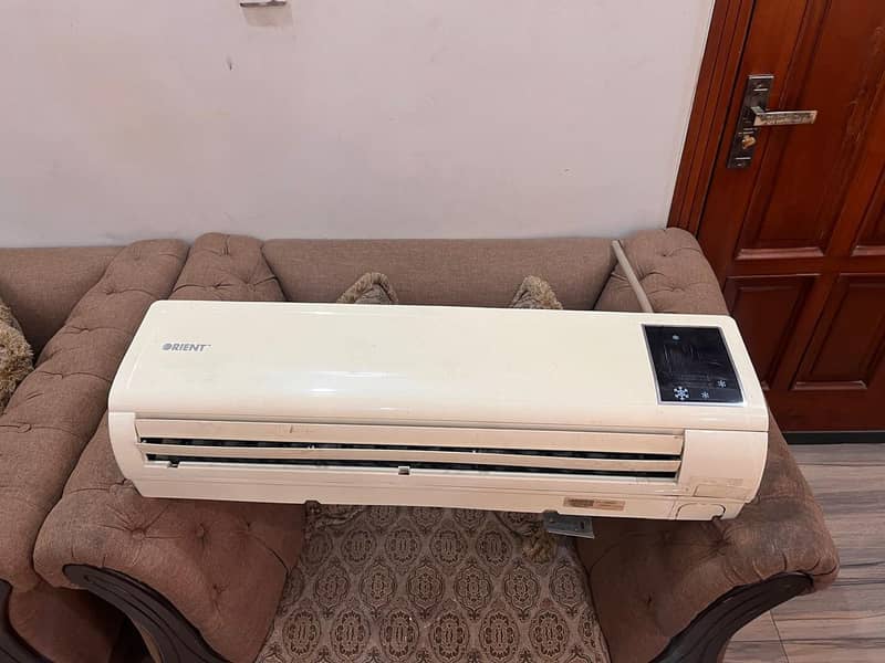 orient split AC 2