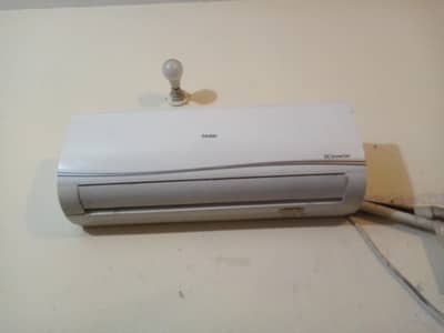 Haier 1.5 inverter 2 season used