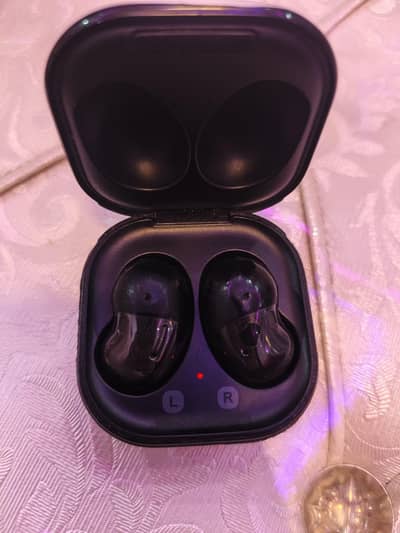 Galaxy Buds Live