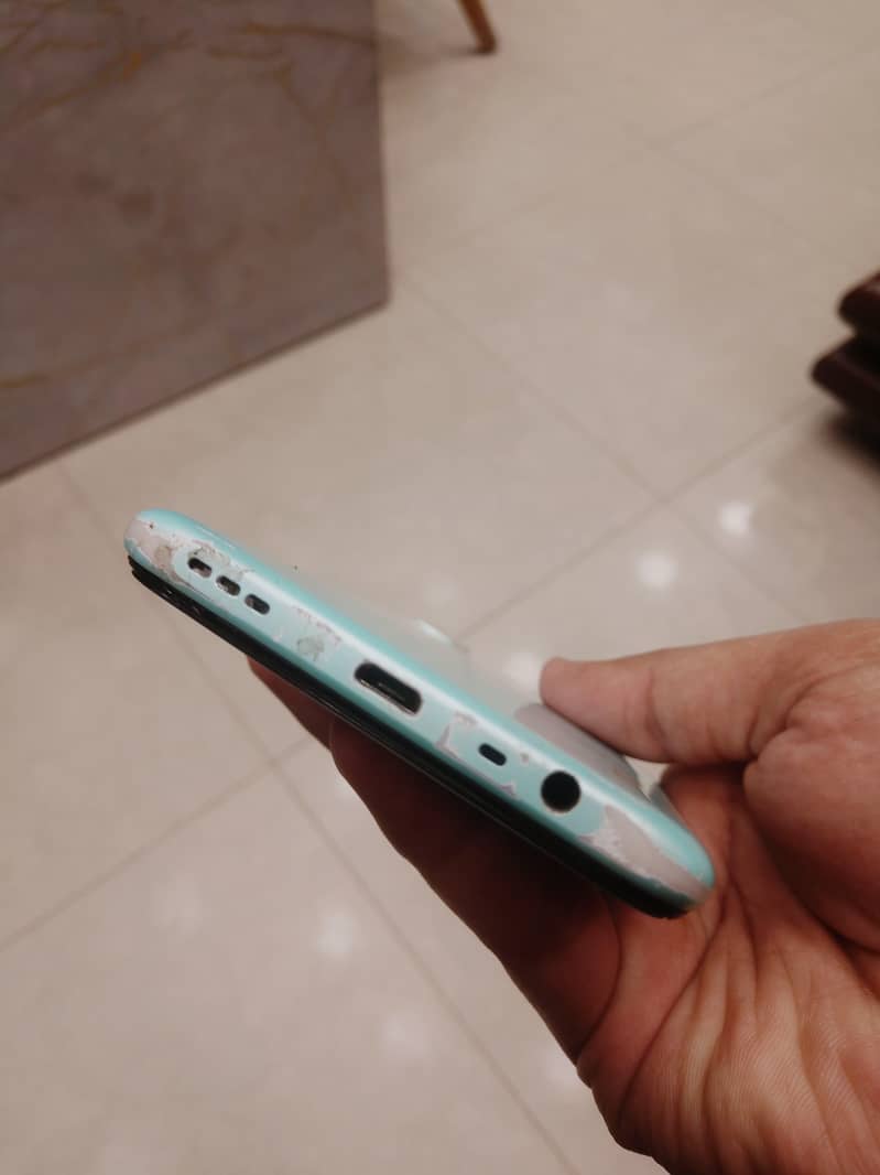 Oppo A31 with Box 1