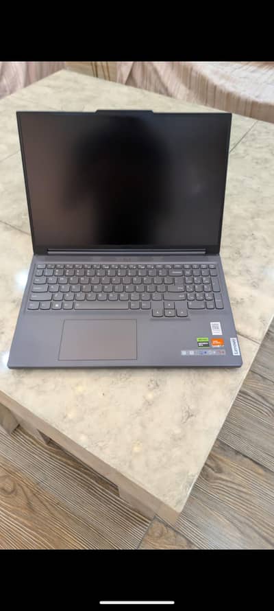 Lenovo Legion slim 5, RTX4O6O, Ryzen 7 784OHS