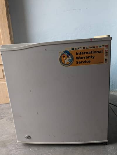 Mini refrigerator LG