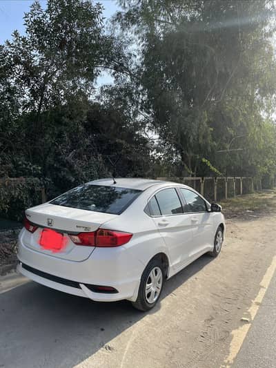 HONDA CITY 2021 FOR SALE ALL GENUINE ONLY 32000 KM DRIVE ONE HAND USE