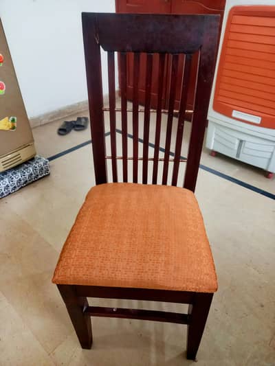 6 Dining table chairs