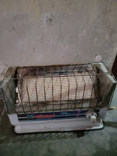Gas Heater 9/10 condition (Kisi Kisi Time Chalty hwy Band Ho jata hai)