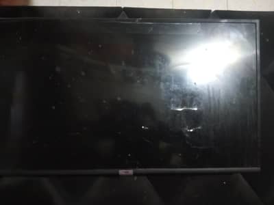 tcl 40 inch LCD