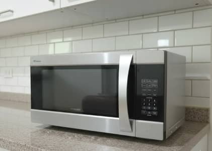 Dawlance H-Zone Plus Microwave Oven - Large Capacity, Excellent Condit